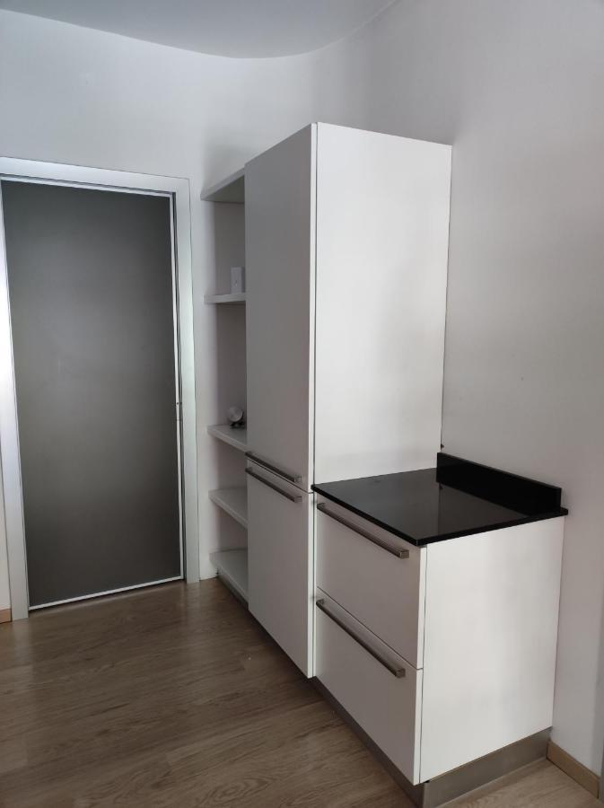 Qu4Ttro Leilighet Riva del Garda Eksteriør bilde
